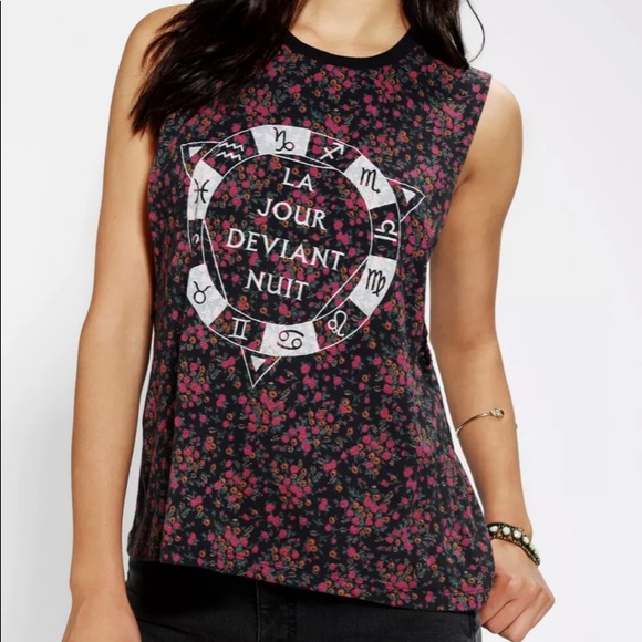 Urban Outfitters Astro Floral Graphic Muscle Tee - Picture 8 of 8